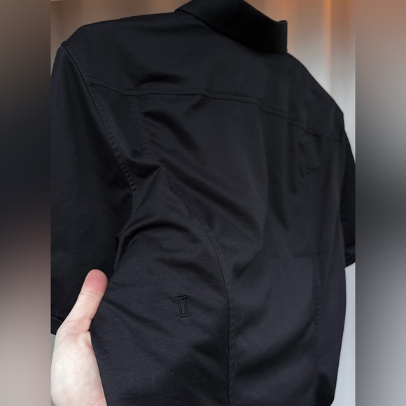 Kit and Ace Short Sleeve Button-down - Picture 4 of 12